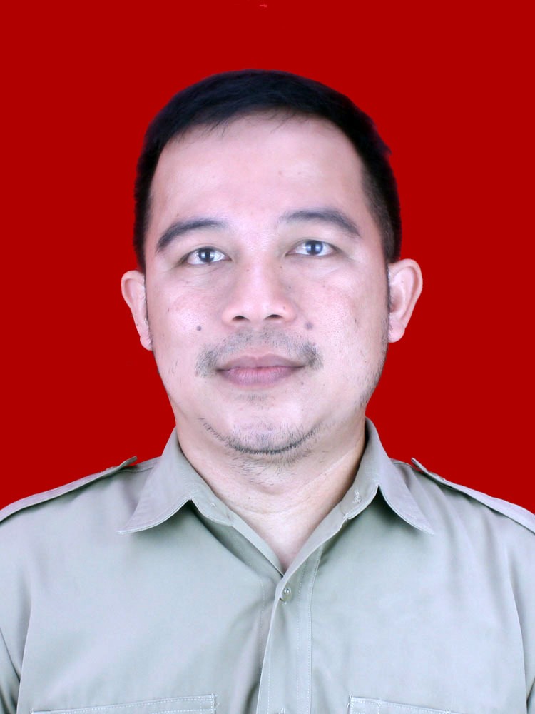 IDVAR PRANANJAYA Operator Sekolah SDN 1 Sukamanah