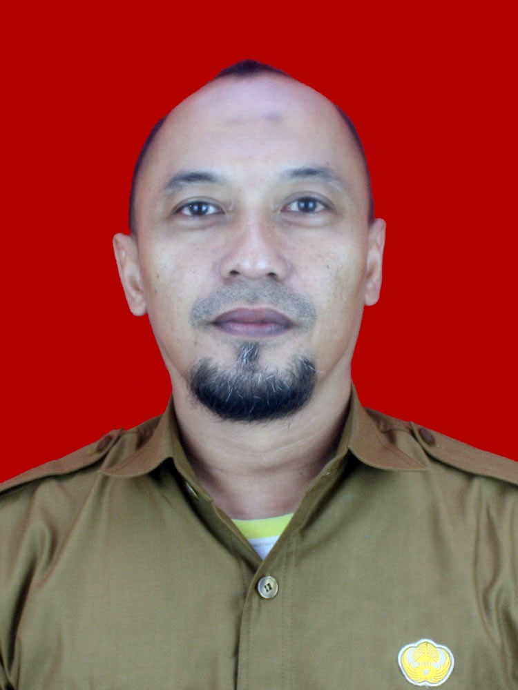 R Sigit Pamungkas Guru SDN 1 Sukamanah
